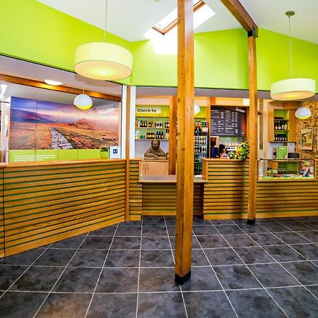 Yha Castleton Losehill Hall Buitenkant foto