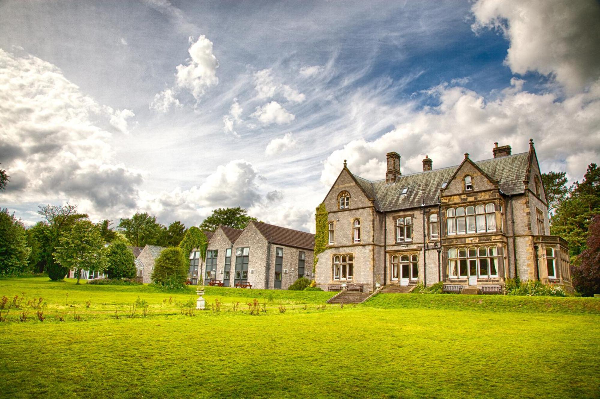 Yha Castleton Losehill Hall Buitenkant foto